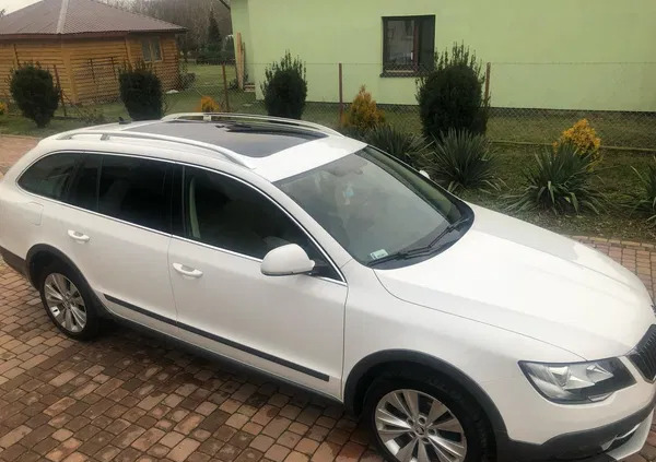 skoda Skoda Superb cena 52500 przebieg: 249000, rok produkcji 2015 z Poznań